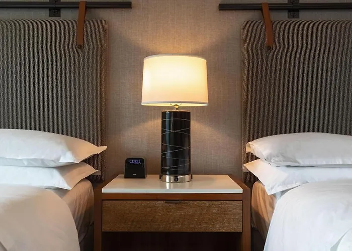 Hotel Sheraton Grand Riverwalk Chicago