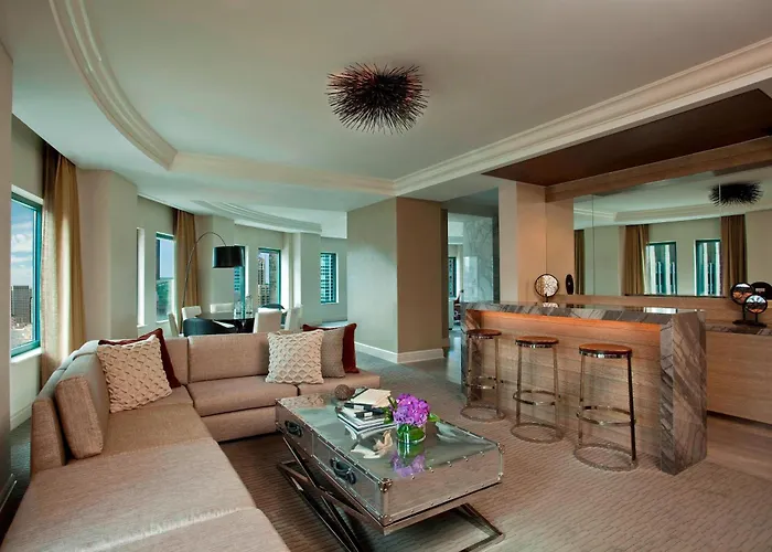 Sheraton Grand Riverwalk 4*