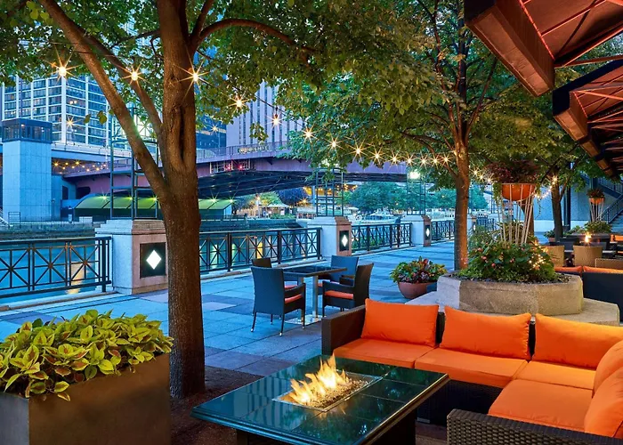 Hotel Sheraton Grand Riverwalk 4*
