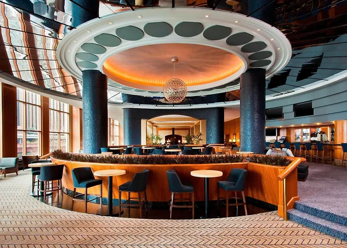 Hotel Sheraton Grand Riverwalk 4*
