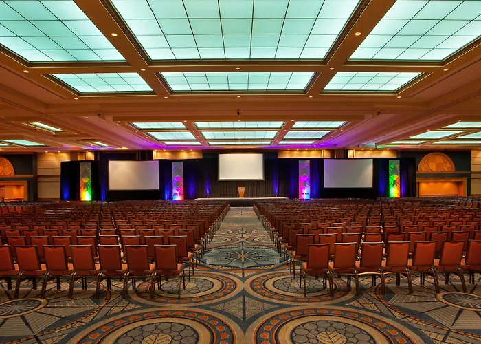 Hotel Sheraton Grand Riverwalk 4*