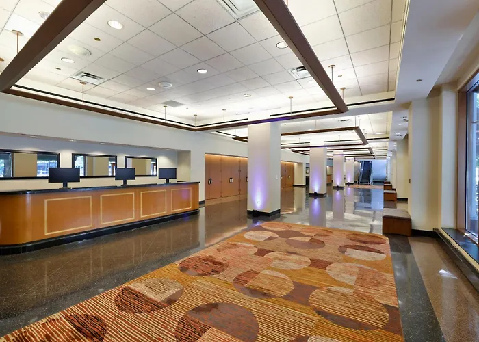 Hotel Sheraton Grand Riverwalk 4*