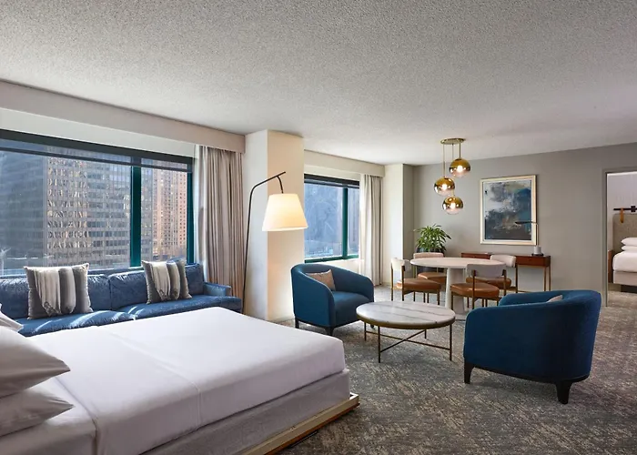 Hotel Sheraton Grand Riverwalk 4*